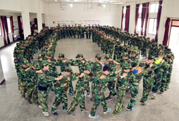 上海軍事拓展夏令營(yíng)為什么如此受歡迎