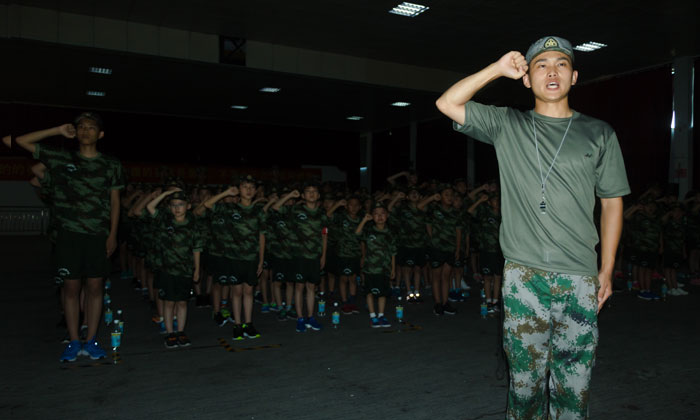 上海兒童軍訓(xùn)夏令營