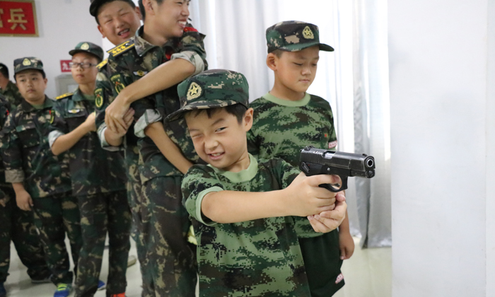 上海軍事夏令營(yíng)