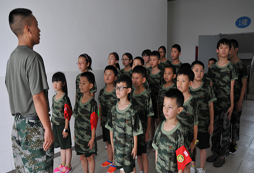 山西兒童軍事夏令營給孩子一個充實(shí)快樂的暑假