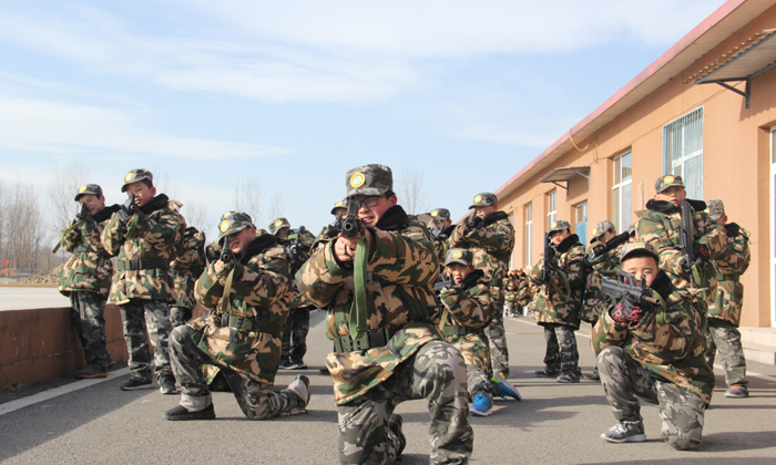 山西軍事化暑期夏令營