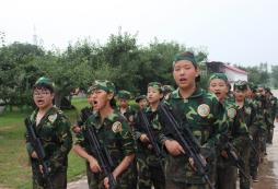 山西軍事化夏令營給孩子不一樣的人生淬煉！