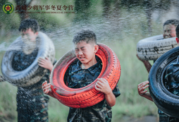 負(fù)重抗輪胎