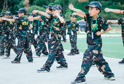 邵陽(yáng)青少年軍事夏令營(yíng)全面保障孩子的安全