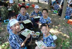 少年強(qiáng)則國(guó)強(qiáng)，生存夏令營(yíng)助力孩子更加勇敢和堅(jiān)強(qiáng)