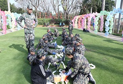 懷柔生存島夏令營(yíng)提升孩子哪些方面？