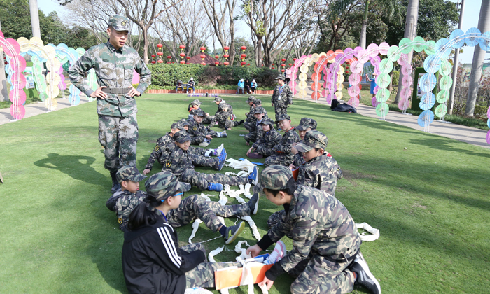 深圳夏令營收費