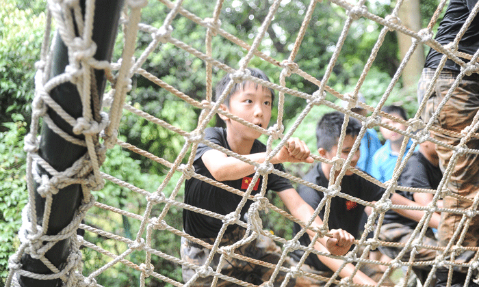 深圳軍事夏令營(yíng)多少錢