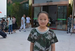 深圳軍事夏令營突出軍營的感覺，提現(xiàn)軍味