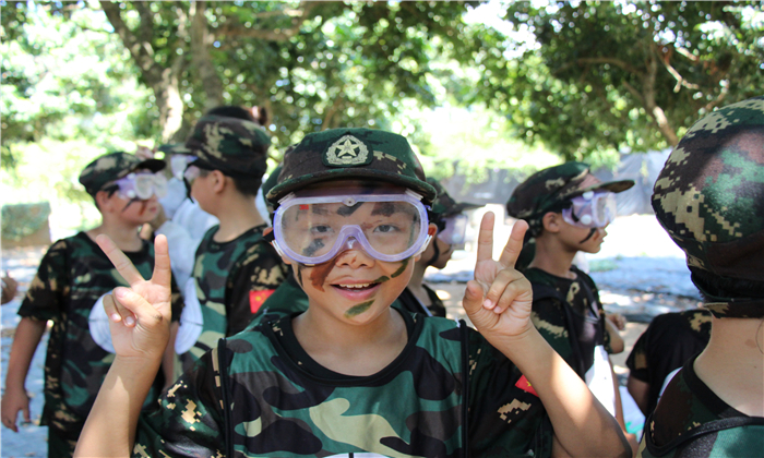深圳小學(xué)生軍訓(xùn)夏令營(yíng)在哪里