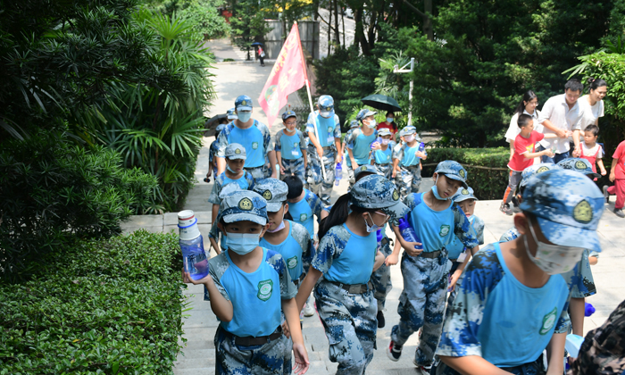 深圳軍訓(xùn)夏令營排名如何