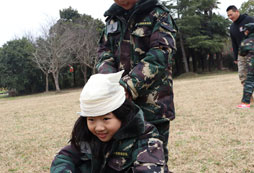 參加深圳軍事夏令營拓展活動體驗最真實的軍旅生活！