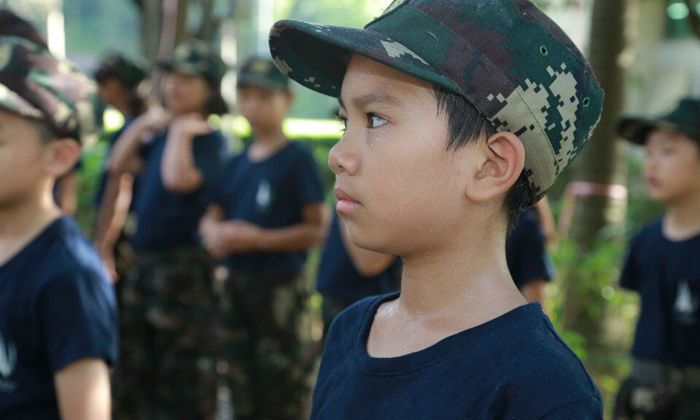 深圳軍事夏令營(yíng)