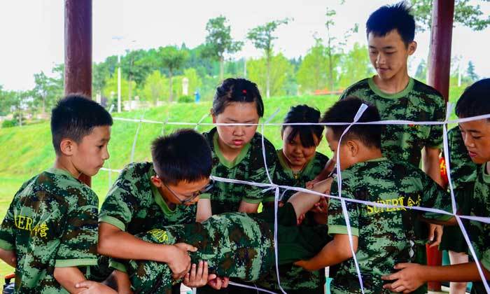 深圳軍事夏令營(yíng)在哪里