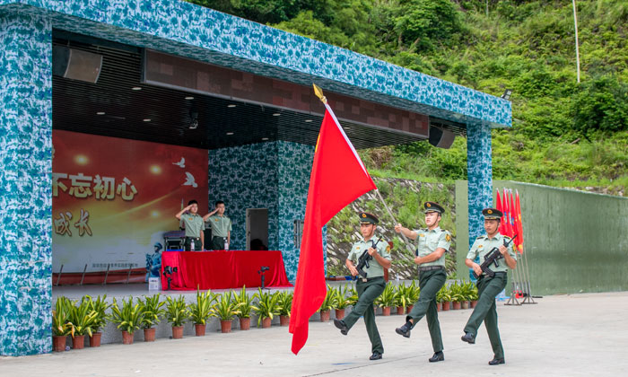 深圳暑期軍旅夏令營(yíng)有哪些