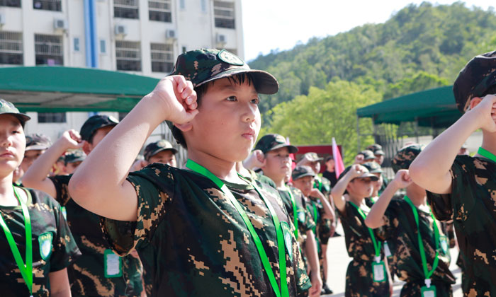 深圳青少年夏令營在哪里報名