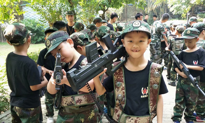 深圳暑期軍旅夏令營(yíng)有哪些