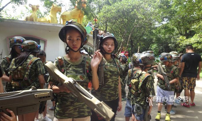 深圳軍事夏令營(yíng).jpg