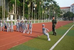 孩子有暑期恐懼癥可以參加深圳軍事夏令營嗎