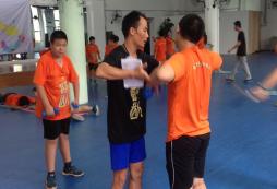 深圳減肥夏令營(yíng)適合多大年齡的孩子