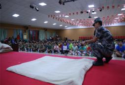 2024深圳暑假軍事夏令營(yíng)突破孩子內(nèi)化動(dòng)力！