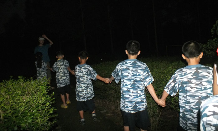 十堰生存夏令營鍛煉青少年快速成長！.jpg