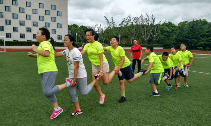 中學生暑假夏令營一般多少錢一個月