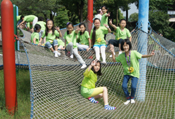 參加暑期夏令營讓孩子學(xué)會(huì)如何有效的練好英語口語