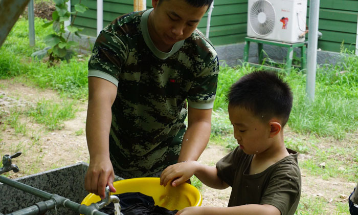 朔州軍事夏令營(yíng).gif.jpg