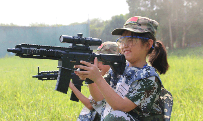 朔州軍事夏令營(yíng).gif