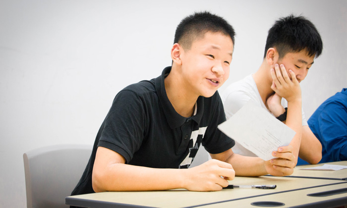 辯論賽評委點(diǎn)評