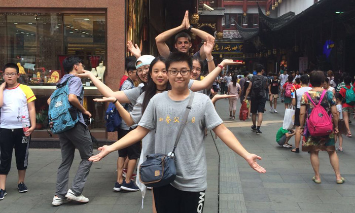 高中生暑期應(yīng)參加怎么樣的夏令營(yíng)比較好