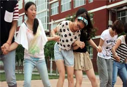 酷學酷玩夏令營-優(yōu)能詞匯魔鬼速記夏令營價格