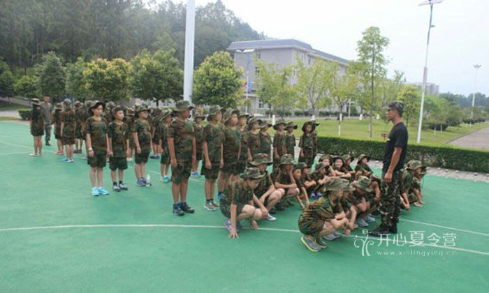 四川軍事夏令營(yíng)報(bào)名多少錢