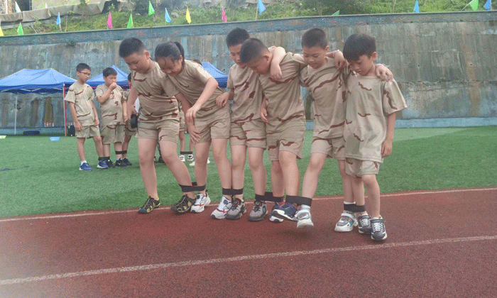 四川科學(xué)夏令營(yíng)教孩子如何提升自主學(xué)習(xí)能力！.gif