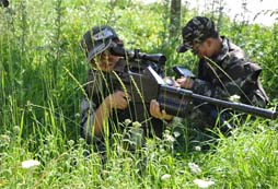 來(lái)四川中學(xué)生夏令營(yíng)提前感受軍校的生活