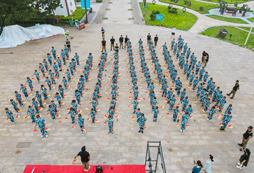 深藍(lán)利劍軍事夏令營對青少年有什么幫助？