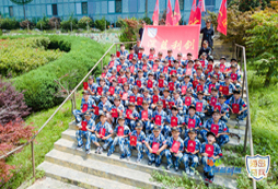 深藍(lán)利劍軍事夏令營對孩子成長有哪些幫助？