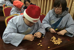 穿一串佛珠、送給最愛的人
