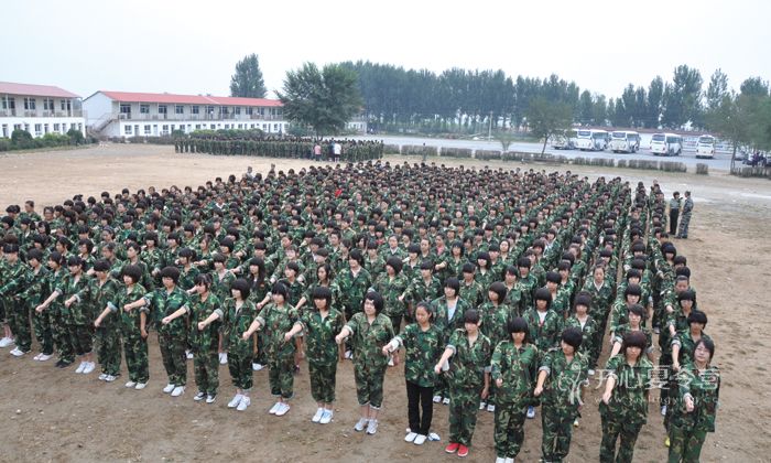 學生方隊訓練