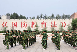 中國(guó)少年軍旅夏令營(yíng)的特點(diǎn)及拓展價(jià)值