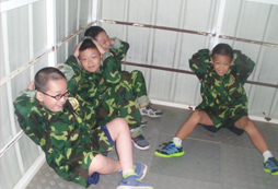 青少年軍事夏令營分享地震應(yīng)急防護(hù)措施