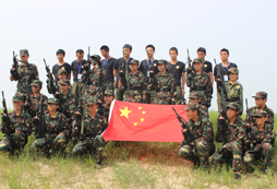 青少年軍事夏令營讓孩子體驗(yàn)了什么樣的軍旅生活？