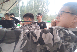 刻苦練習(xí)射箭