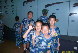 軍事裝備參觀體驗(yàn)留念