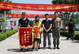 學(xué)生送的錦旗