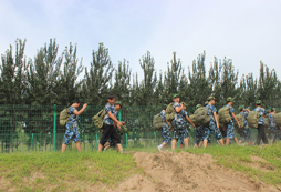暑期參加軍事拓展夏令營(yíng)讓孩子收獲滿滿