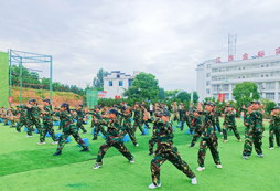 軍事晨訓