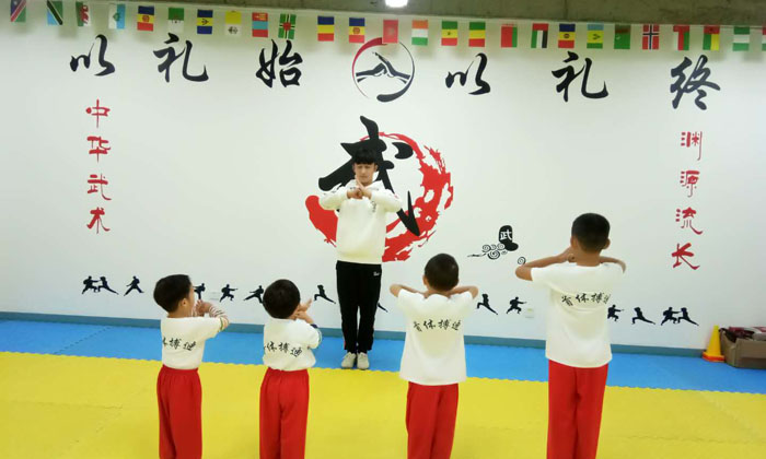 武術(shù)訓(xùn)練正式開(kāi)始