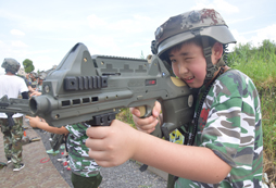 蘇州軍事夏令營(yíng)帶你走進(jìn)綠色軍營(yíng)
